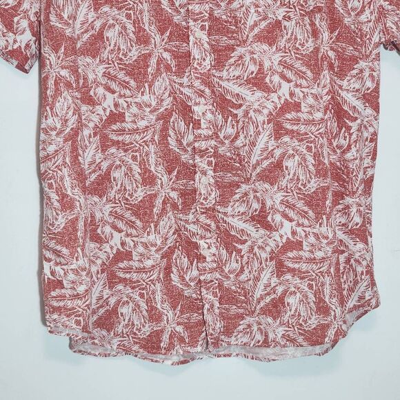 St. John's Bay White and Red Hawaiian Shirt Size XXL Tropical Print Cotton Shirt - Picture 3 of 7